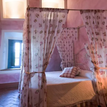 カントリーハウス Il Borghetto Tuscan Holidays サン・ジミニャーノ