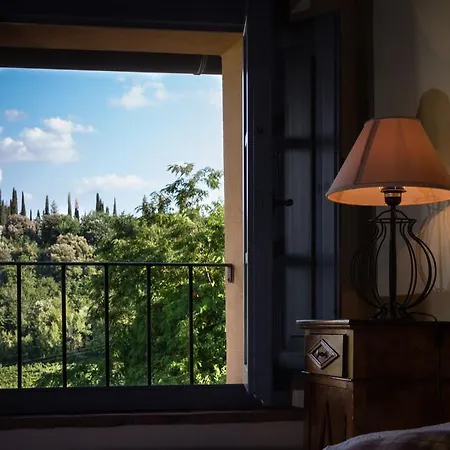 Country house Il Borghetto Tuscan Holidays San Gimignano