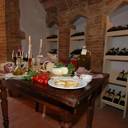Country house Il Borghetto Tuscan Holidays