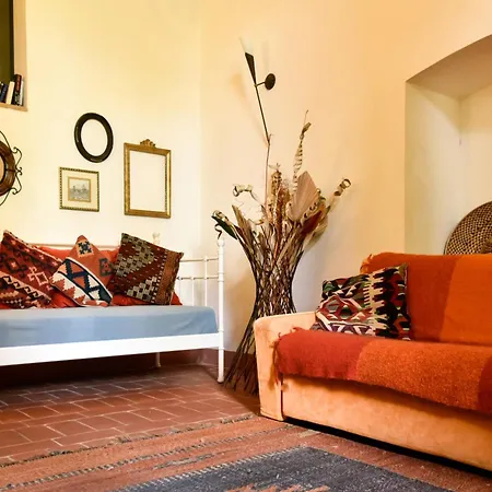 Country house Il Borghetto Tuscan Holidays San Gimignano