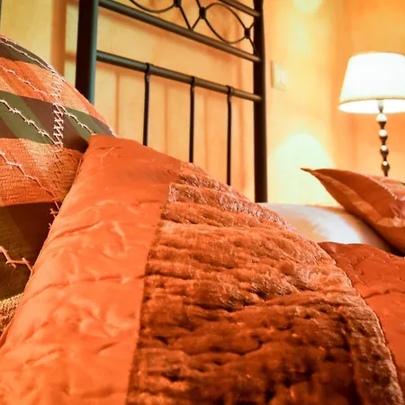 Il Borghetto Tuscan Holidays Country house San Gimignano