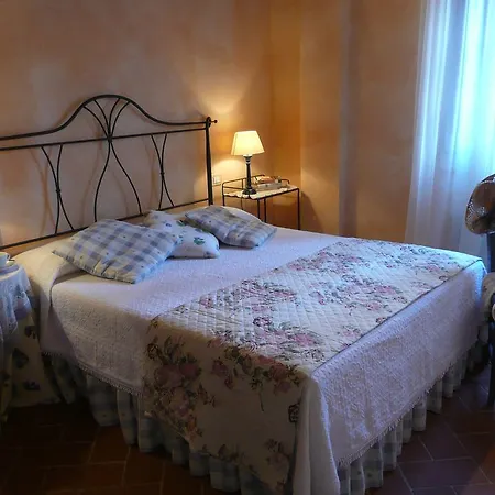 Country house Il Borghetto Tuscan Holidays