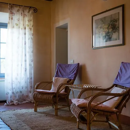 Country house Il Borghetto Tuscan Holidays
