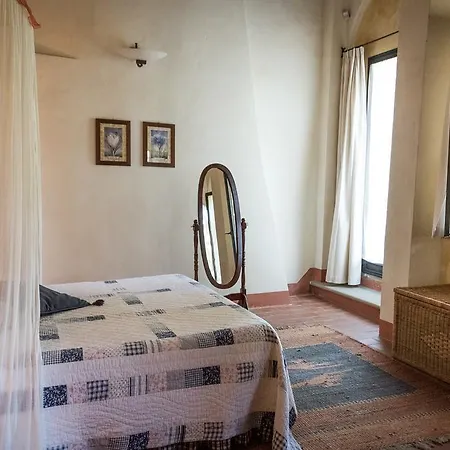 Il Borghetto Tuscan Holidays Gospodarstwo wiejskie *