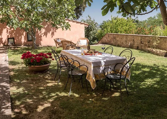 Il Borghetto Tuscan Holidays منزل ريفي