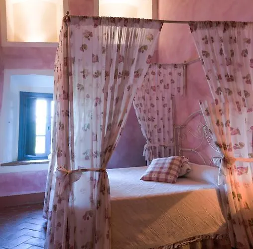 منزل ريفي Il Borghetto Tuscan Holidays سان جيمينيانو